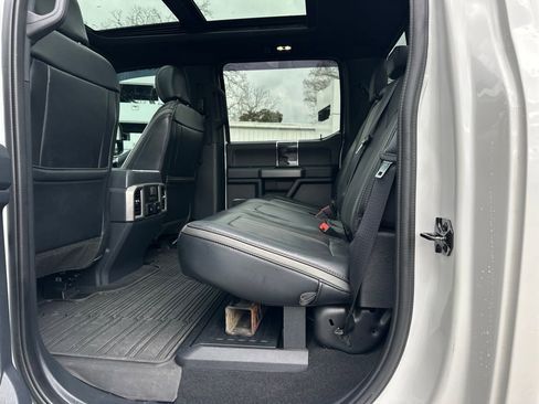 Certified 2022 Ford F350 Platinum w/ FX4 Off-Road Package image 20