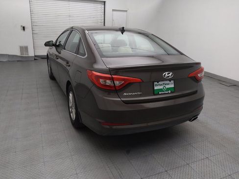 Used 2015 Hyundai Sonata SE w/ Option Group 09 FWD image 6