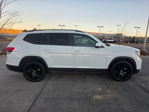 Used 2023 Volkswagen Atlas SE image 8
