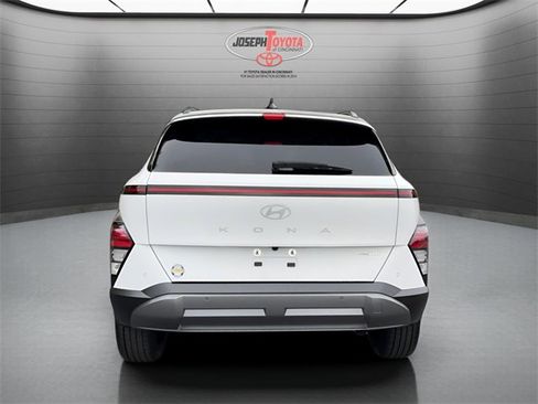 Used 2024 Hyundai Kona Limited image 12