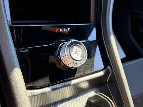 New 2026 Jeep Grand Cherokee Laredo image 16