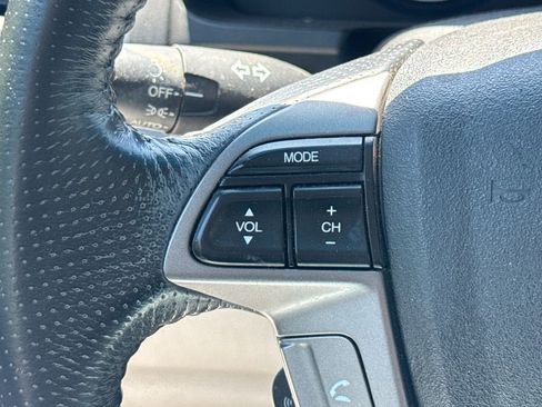 Used 2011 Honda Odyssey EX-L image 30