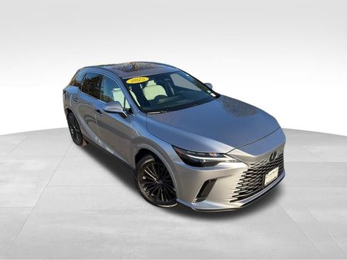 Used 2025 Lexus RX 350 Premium image 3
