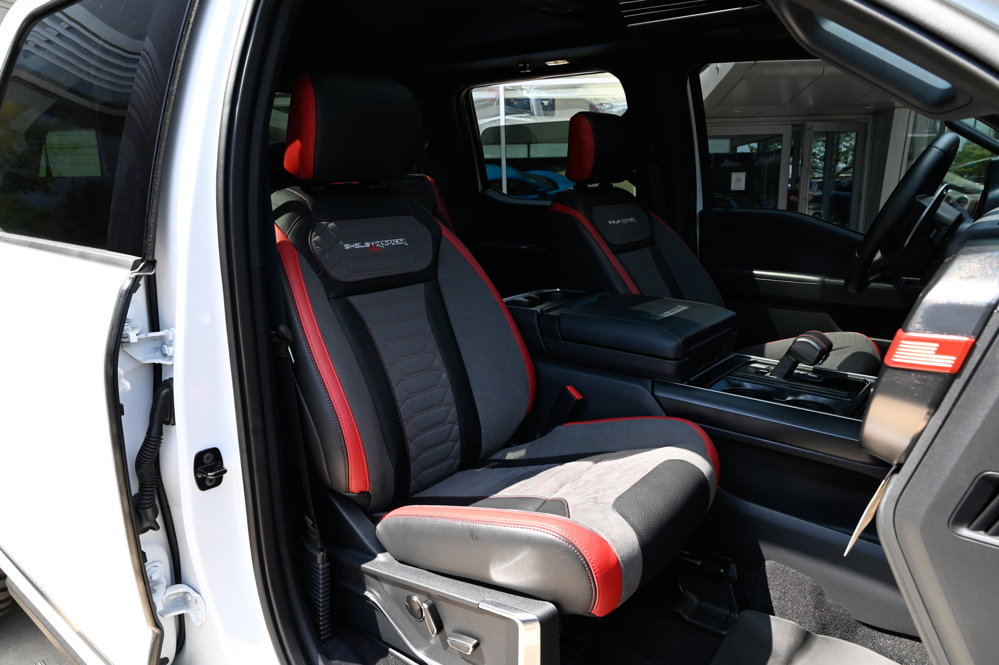 Used 2024 Ford F150 Raptor AWD/4WD image 56