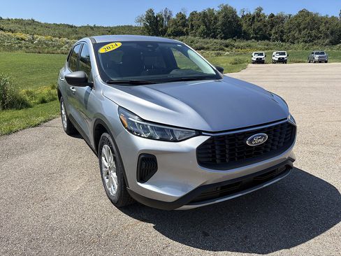Used 2024 Ford Escape Active AWD/4WD image 7