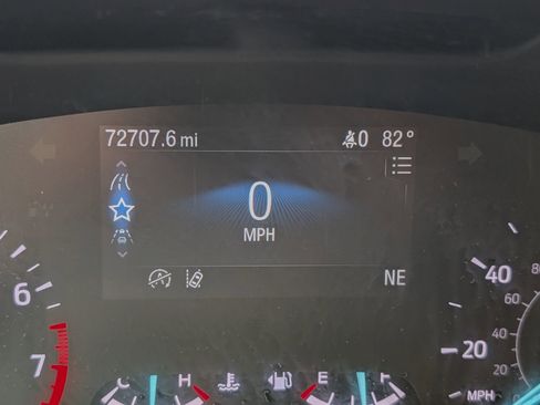 Used 2020 Ford Escape SE FWD image 12