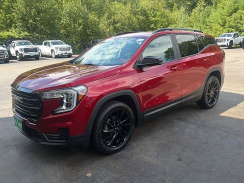 Certified 2025 GMC Terrain Elevation w/ Black Edition AWD/4WD image 1