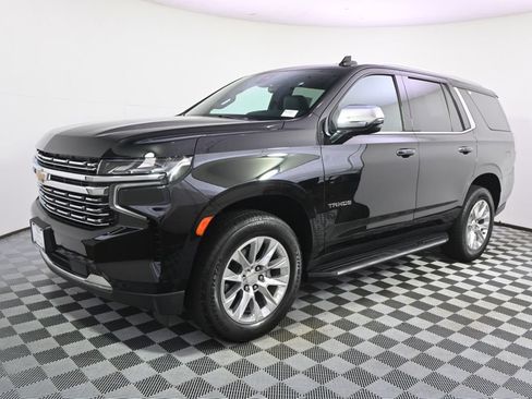Used 2021 Chevrolet Tahoe Premier w/ Premium Package AWD/4WD image 2