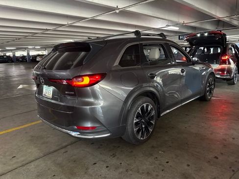 Certified 2024 MAZDA CX-90 Plug-In Hybrid w/ Premium Pkg AWD/4WD image 4