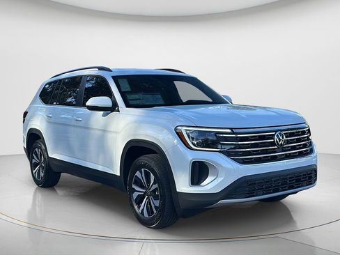New 2026 Volkswagen Atlas SE image 7