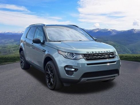 Used 2019 Land Rover Discovery Sport HSE AWD/4WD image 8
