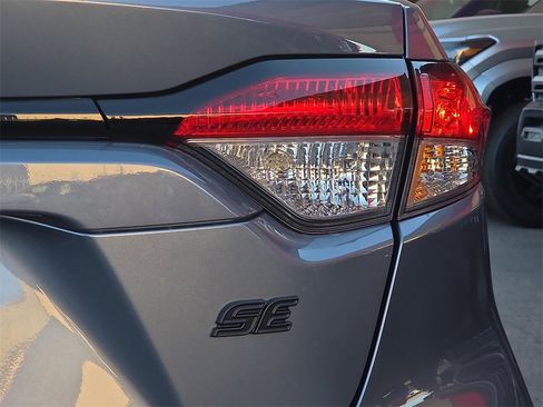 New 2026 Toyota Corolla SE image 12