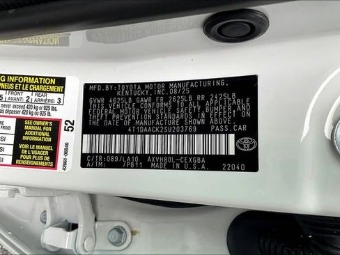 Used 2025 Toyota Camry XLE w/ Premium Plus Package FWD image 35