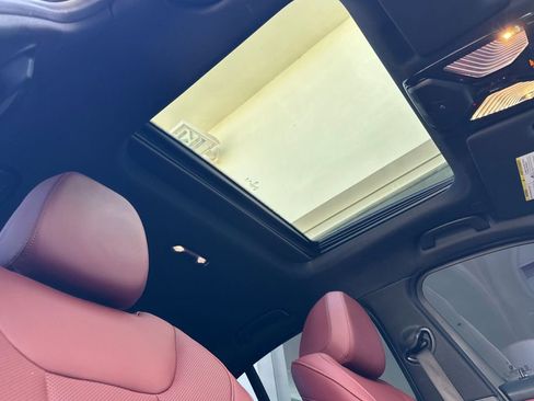 Used 2025 BMW M340i w/ Shadowloine Package RWD image 17