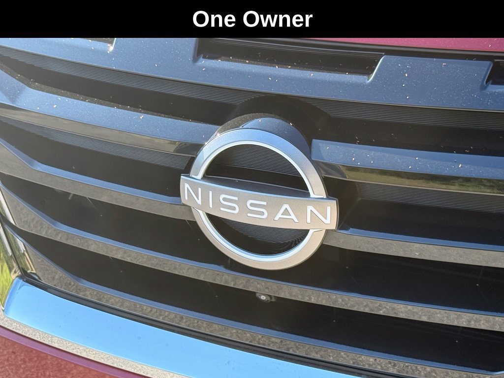 Used 2022 Nissan Pathfinder Platinum w/ Lighting Package (N93) AWD/4WD image 6