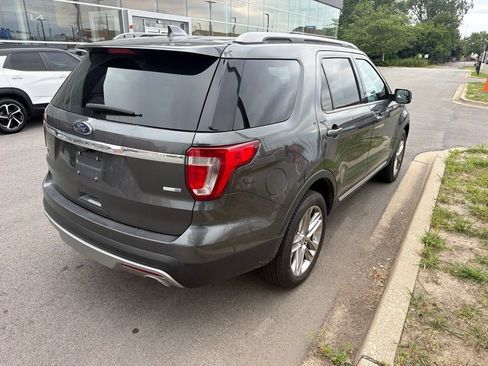 Used 2016 Ford Explorer XLT w/ Equipment Group 202A AWD/4WD image 6