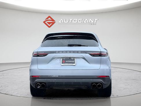 Used 2019 Porsche Cayenne S AWD/4WD image 6