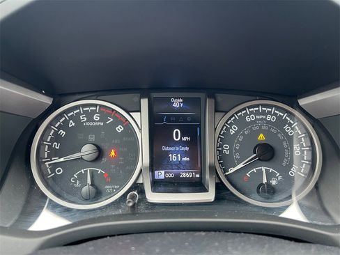 Used 2023 Toyota Tacoma SR5 image 17