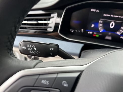 New 2026 Volkswagen Jetta SE FWD image 21