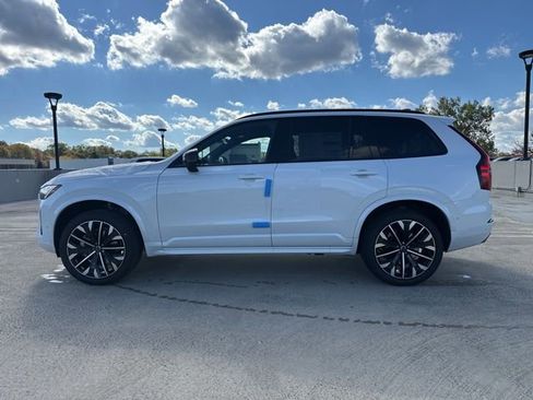 New 2026 Volvo XC90 B6 Ultra w/ Protection Package Premier image 4