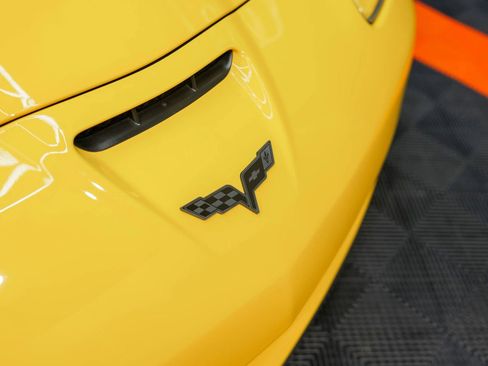 Used 2011 Chevrolet Corvette Grand Sport w/ Preferred Equipment Group RWD image 10