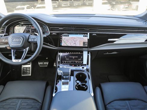 New 2026 Audi RS Q8 performance image 12