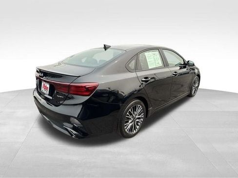 Used 2024 Kia Forte GT-Line FWD image 4