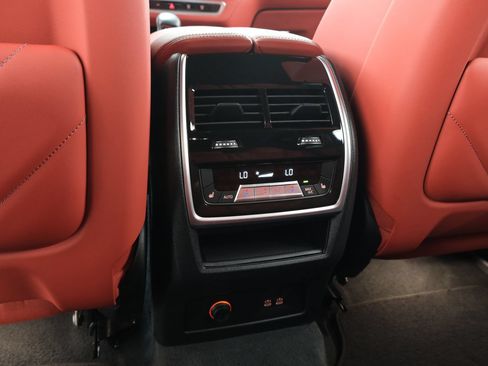 Used 2023 BMW XM AWD/4WD image 37