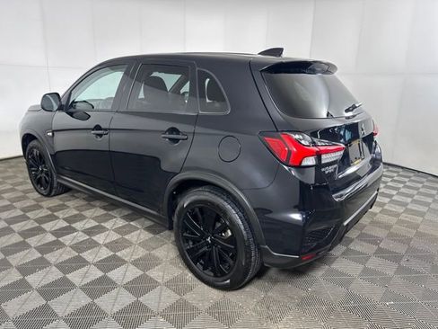 Used 2024 Mitsubishi Outlander Sport LE image 5