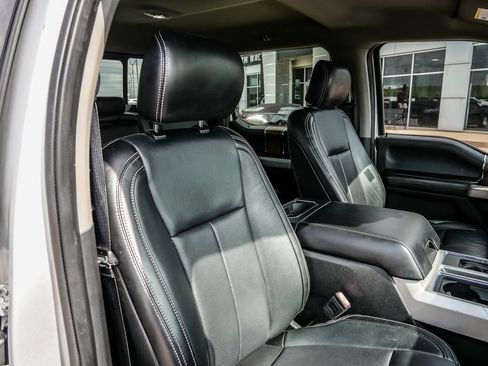 Used 2019 Ford F150 Lariat AWD/4WD image 24