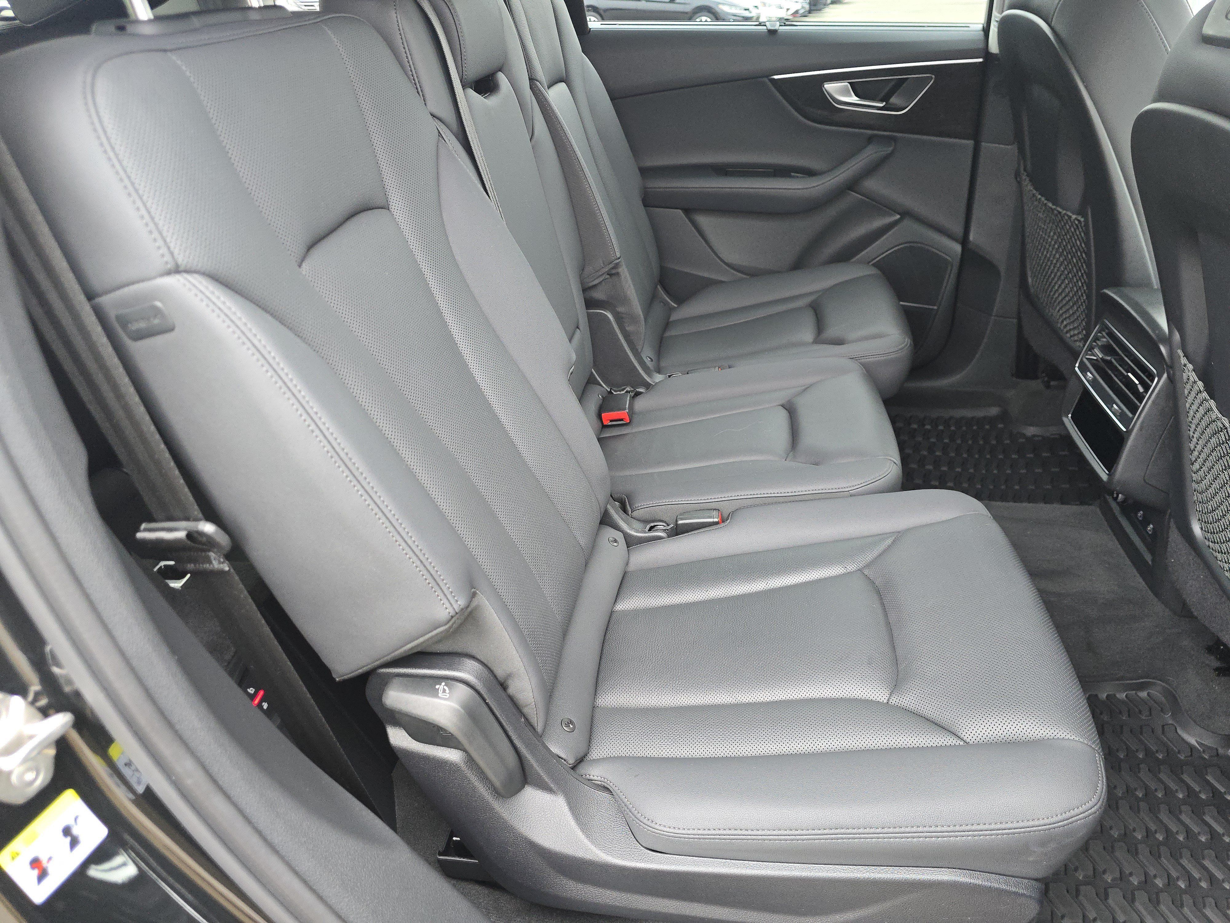 Certified 2024 Audi Q7 3.0T Prestige AWD/4WD image 18