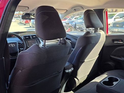 Used 2020 Toyota Prius Prime LE image 22