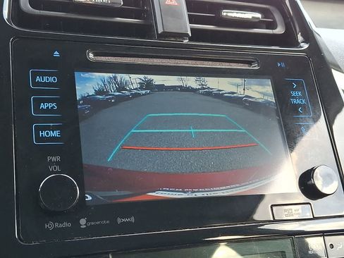 Used 2018 Toyota Prius Prime Plus FWD image 19