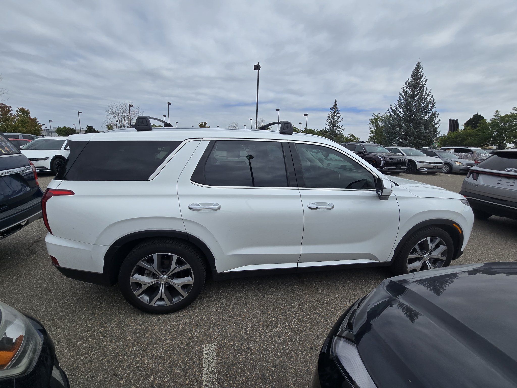 Used 2022 Hyundai Palisade SEL w/ Premium Package AWD/4WD image 17