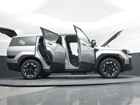 New 2026 Hyundai Santa Fe SE image 21