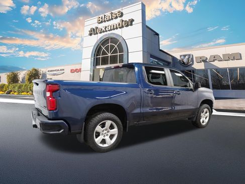 Used 2021 Chevrolet Silverado 1500 RST AWD/4WD image 3