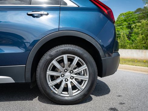 Used 2019 Cadillac XT4 Premium Luxury FWD image 6