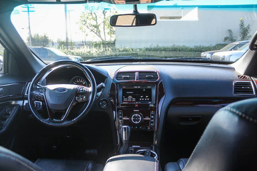 Used 2014 Ford Explorer Sport w/ Equipment Group 401A AWD/4WD image 16