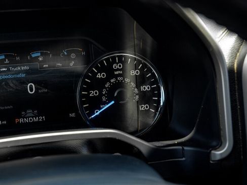 Used 2015 Ford F150 Lariat w/ Equipment Group 502A Luxury image 15