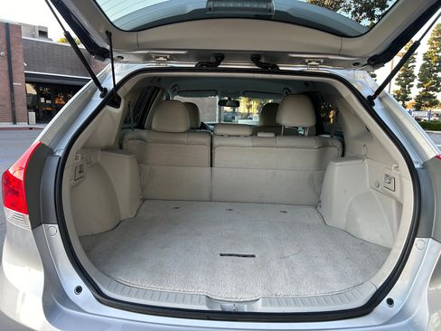 Used 2010 Toyota Venza image 11