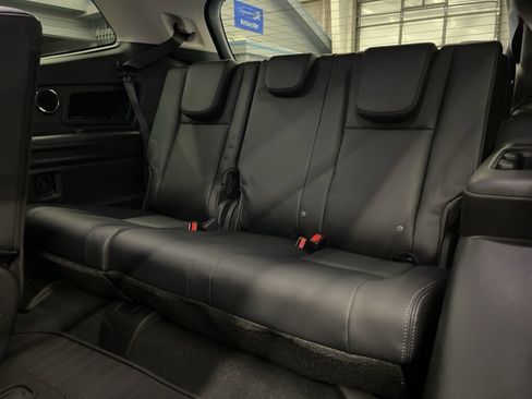 Used 2025 Subaru Ascent Limited image 32