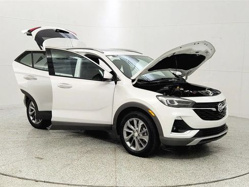 Used 2023 Buick Encore GX Essence w/ Experience Buick Package FWD image 9