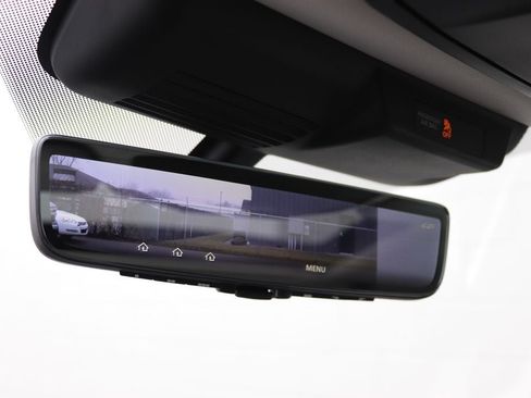 Used 2025 Mitsubishi Outlander AWD image 33