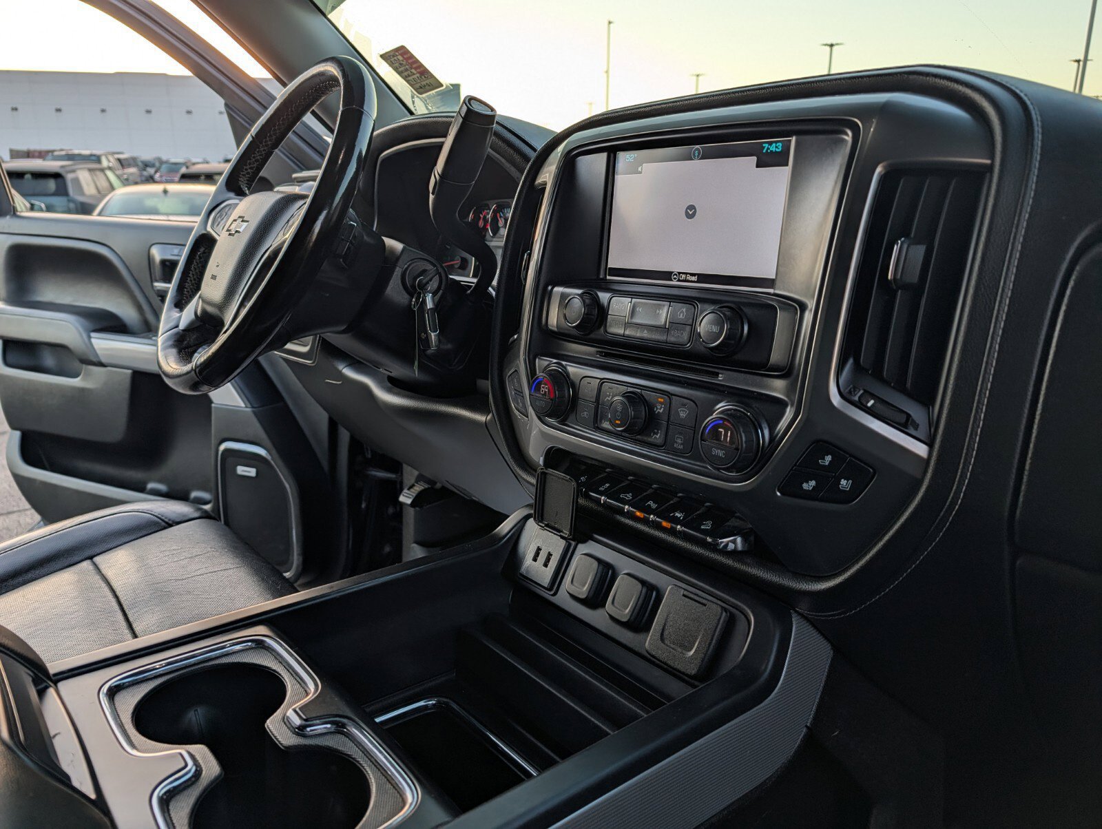 Used 2018 Chevrolet Silverado 1500 LTZ Z71 w/ Centennial Edition AWD/4WD image 29