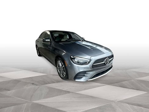Used 2021 Mercedes-Benz E 350 Sedan image 2
