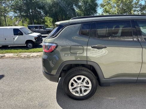 Used 2018 Jeep Compass Sport image 8