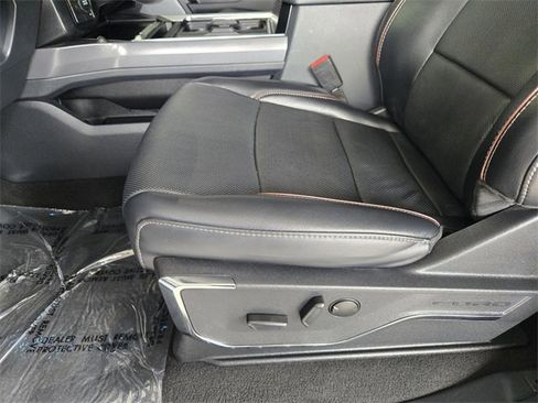 Used 2024 Ford F250 Lariat image 23