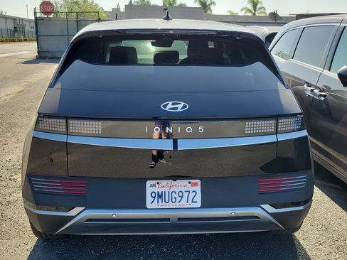 Used 2024 Hyundai Ioniq 5 SEL RWD image 4