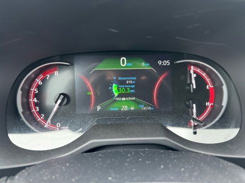 Used 2024 Toyota RAV4 LE image 8