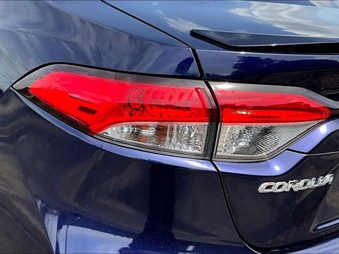 Used 2021 Toyota Corolla SE FWD image 24